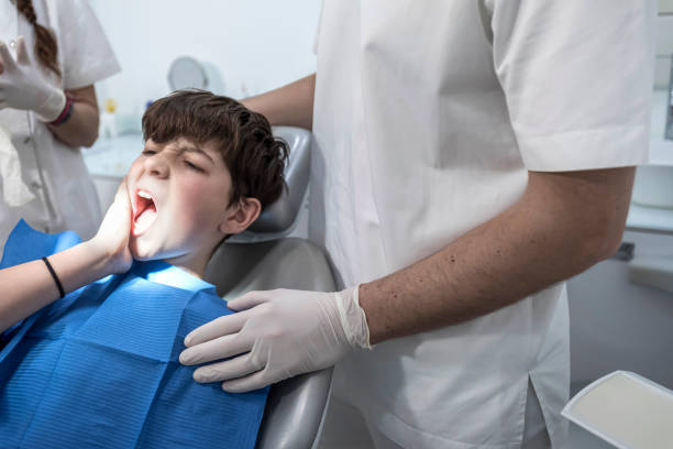 Best Emergency Dental Care for Broken or Chipped Teeth in Lenox, IA